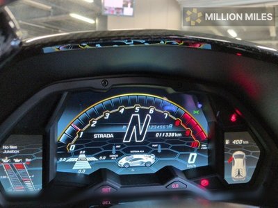 LAMBORGHINI AVENTADOR - 6