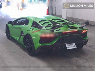 LAMBORGHINI AVENTADOR - 2