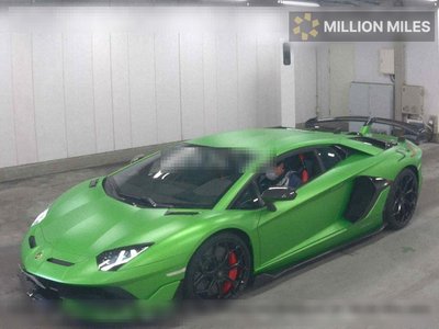 LAMBORGHINI AVENTADOR - 4