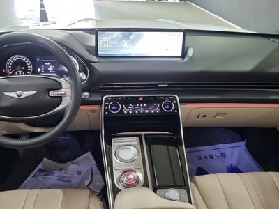 2021 Genesis GV80 photo 4