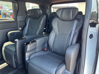 2024 Toyota ALPHARD thumbnail 65