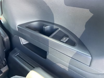 2024 Toyota ALPHARD thumbnail 71