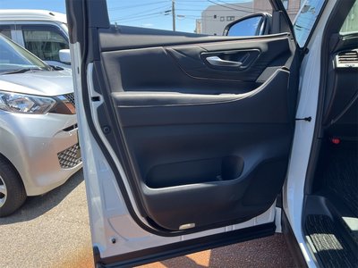 2024 Toyota ALPHARD thumbnail 49
