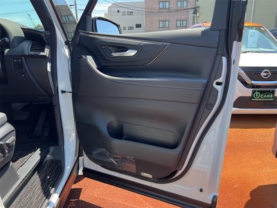 2024 Toyota ALPHARD thumbnail 22