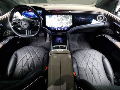 MERCEDES-BENZ EQS - 5