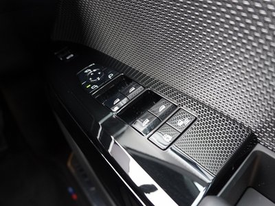 صورة مصغرة 33 لـ 2025 BMW I7