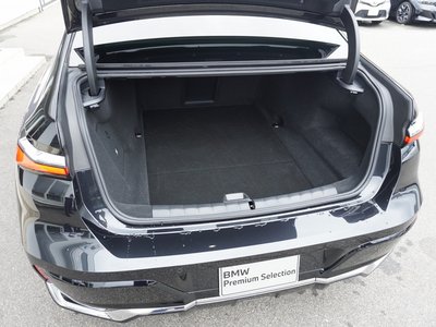 صورة مصغرة 43 لـ 2025 BMW I7