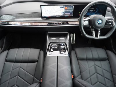 2025 BMW I7 照片 8