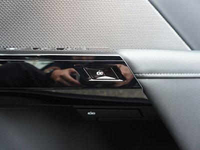 صورة مصغرة 34 لـ 2025 BMW I7