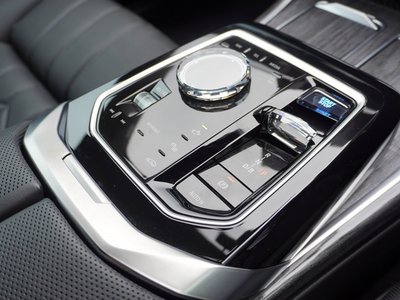 صورة مصغرة 24 لـ 2025 BMW I7