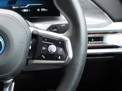 صورة مصغرة 11 لـ 2025 BMW I7