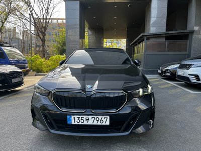 BMW 5 SERIES - 2