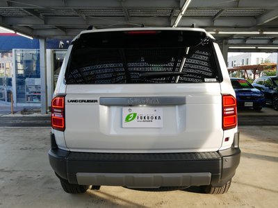 TOYOTA LAND CRUISER - 7
