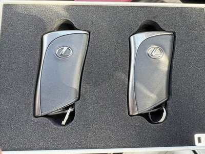 صورة مصغرة 7 لـ 2024 Lexus RX