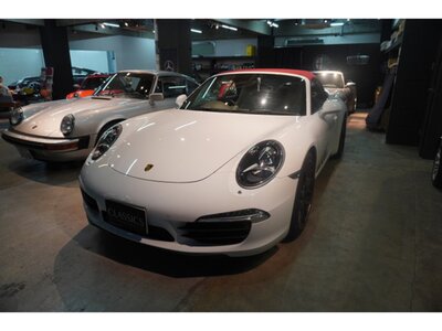 PORSCHE 911 CABRIOLET