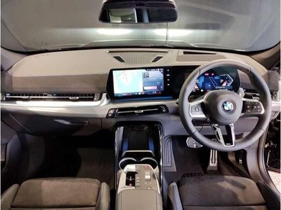 2026 BMW X1 photo 2