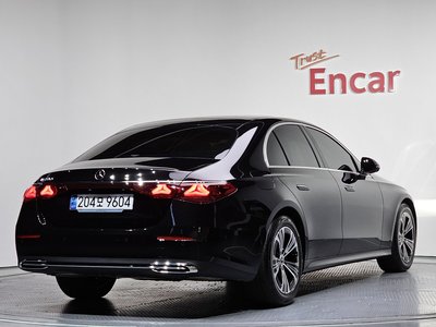 MERCEDES-BENZ E-CLASS - 3