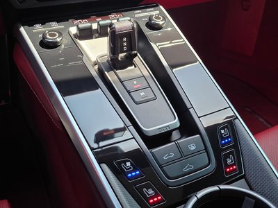 PORSCHE 911 - 9