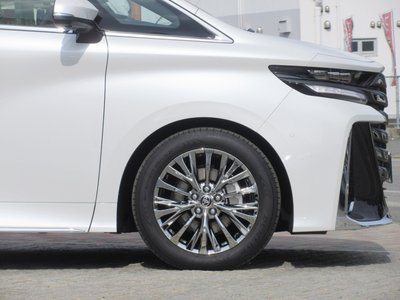 TOYOTA VELLFIRE - 10