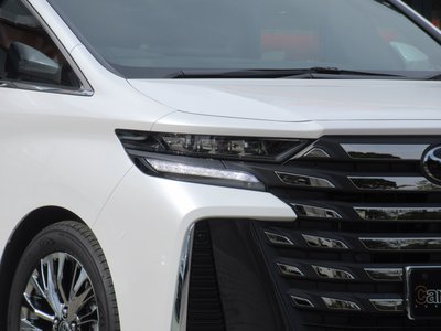 TOYOTA VELLFIRE - 7