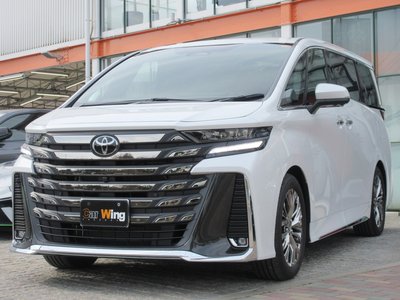 TOYOTA VELLFIRE - 1