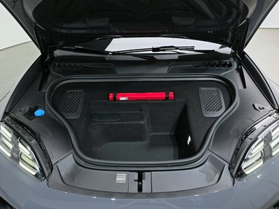 PORSCHE MACAN - 7