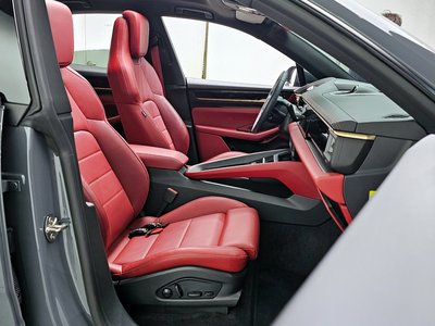 صورة مصغرة 16 لـ 2025 Porsche MACAN