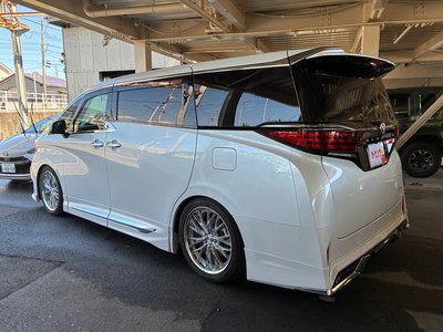 TOYOTA ALPHARD - 4