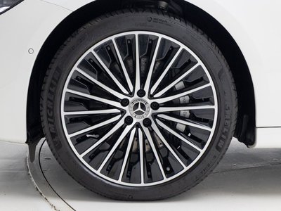 MERCEDES-BENZ E-CLASS - 6