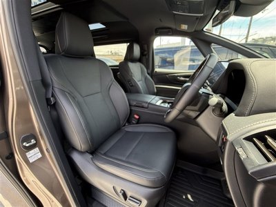 2025 Toyota ALPHARD 照片 3