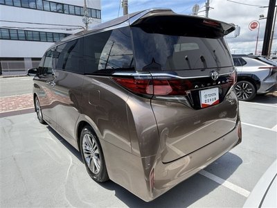 2025 Toyota ALPHARD 照片 2