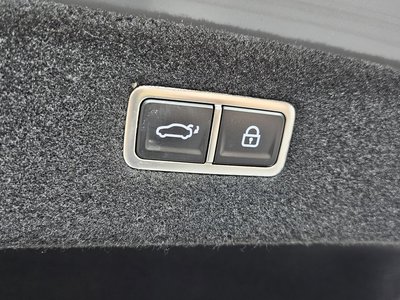 2022 Genesis G90 (RS4) thumbnail 16