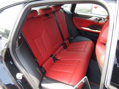 2022 BMW I4 photo 16
