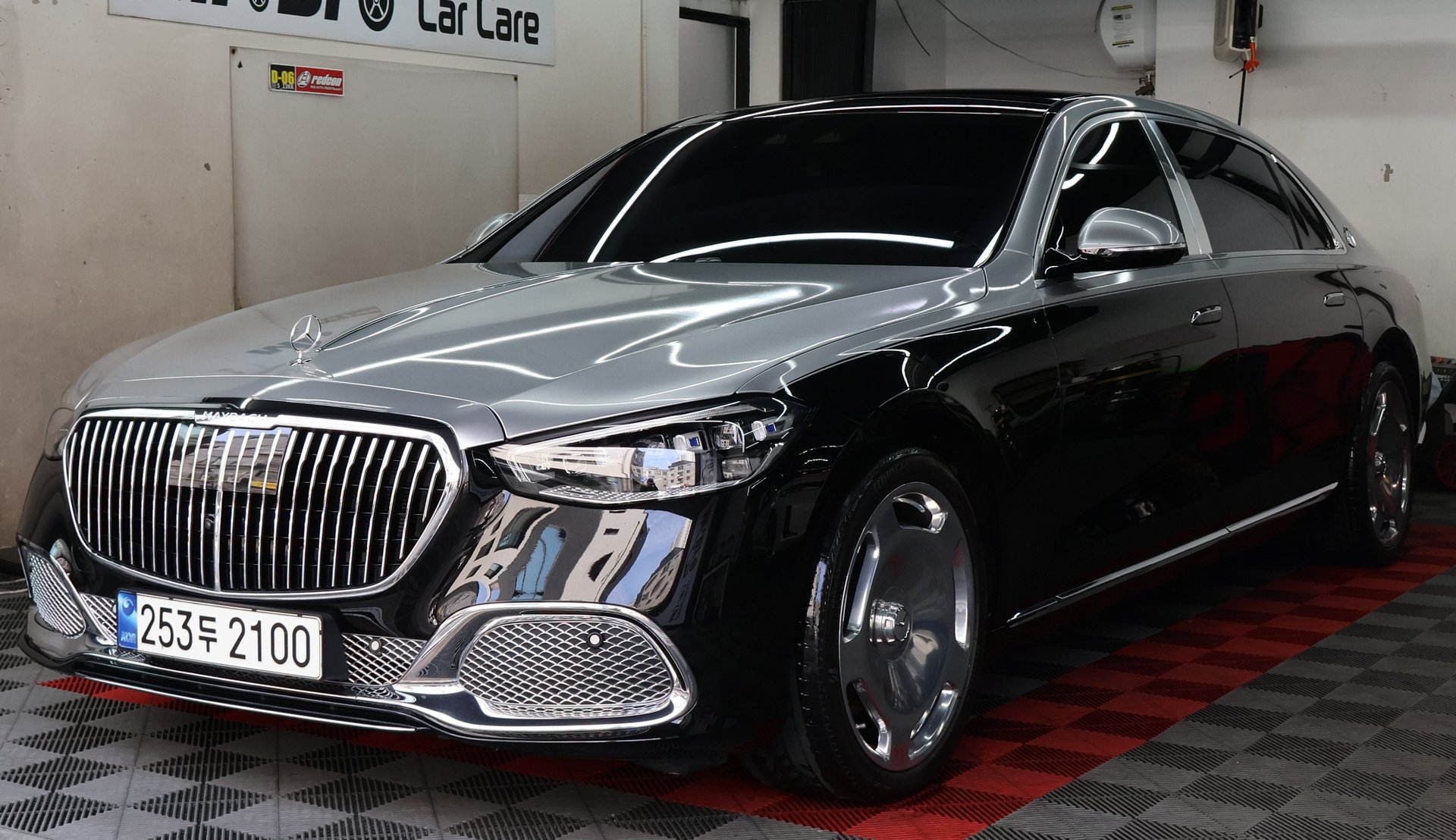 MERCEDES-BENZ S-CLASS - View 1