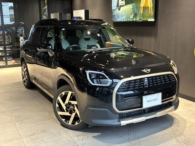 MINI MINI COUNTRYMAN - 8