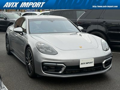 PORSCHE PANAMERA - 1
