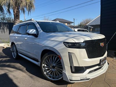 CADILLAC ESCALADE - 7