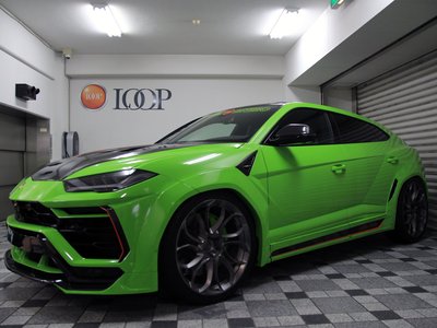 LAMBORGHINI URUS - 1