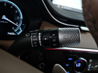 2023 Genesis GV70 — миниатюра 28