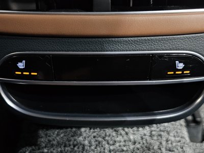 2023 Genesis GV70 — миниатюра 35