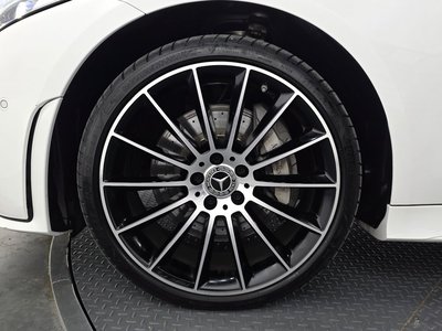 MERCEDES-BENZ CLS - 6