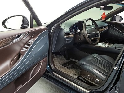 GENESIS G80 (RG3) - 10
