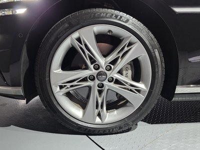 صورة 6 لـ 2022 Genesis G90 (RS4)