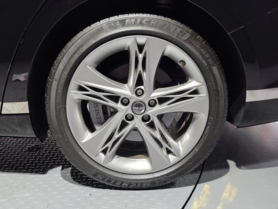 صورة 8 لـ 2022 Genesis G90 (RS4)