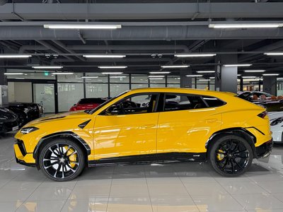 LAMBORGHINI URUS - 2