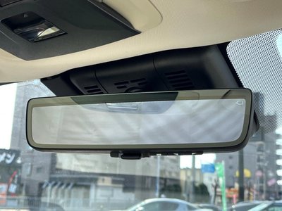 TOYOTA CROWN CROSSOVER - 5