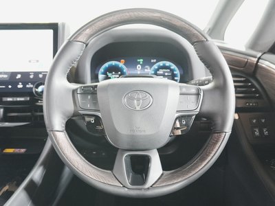 TOYOTA VELLFIRE - 8