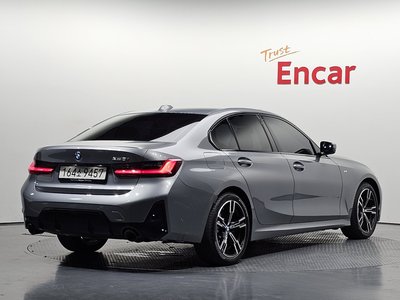 2025 BMW 3 SERIES — фото 2