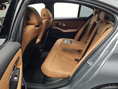 2025 BMW 3 SERIES thumbnail 18