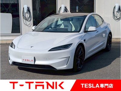 TESLA MODEL 3 - 1